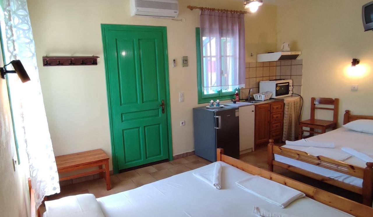 Spiros Aparthotel