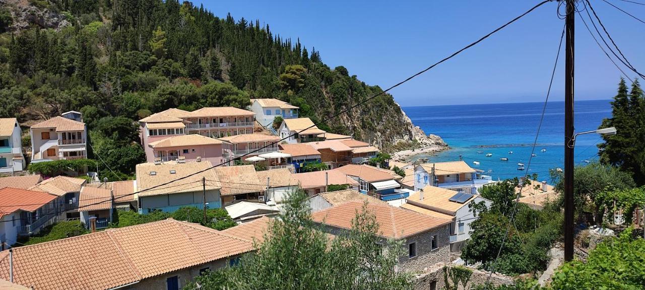 Spiros Aparthotel Agios Nikitas