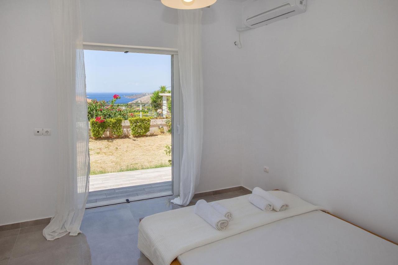 Sea View Apartment *