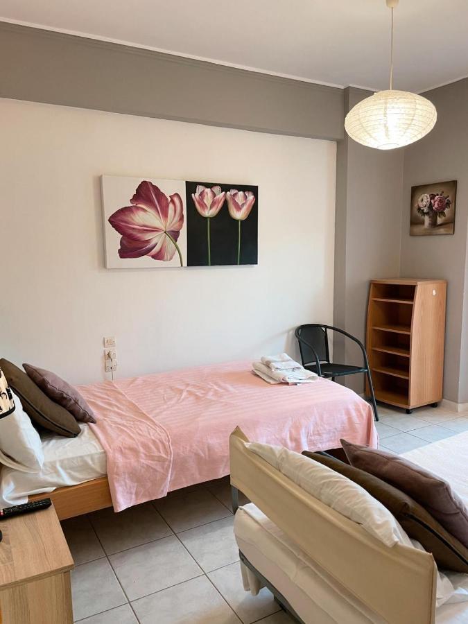 Mpoza Appartments * Patras