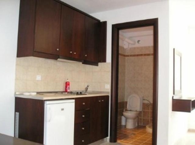 Golden Apartment *