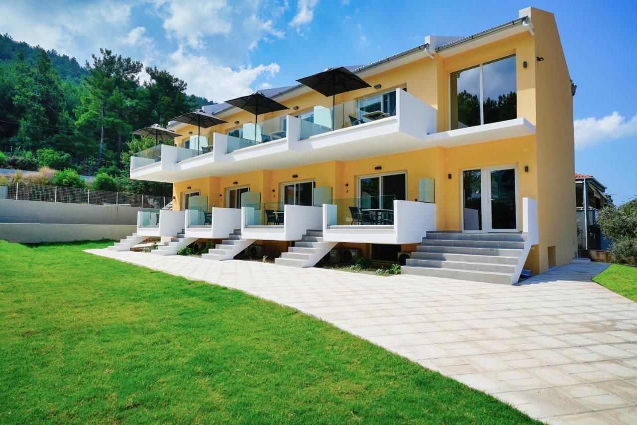 Solar Hotel *