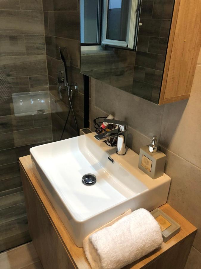 Fontana Leone Apartment Spilion