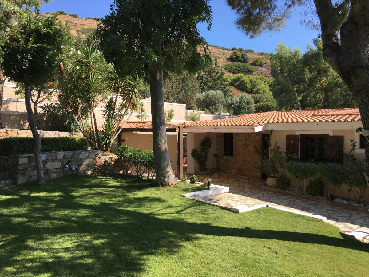 Luxury With Stunning Panoramic Sea View Villa *