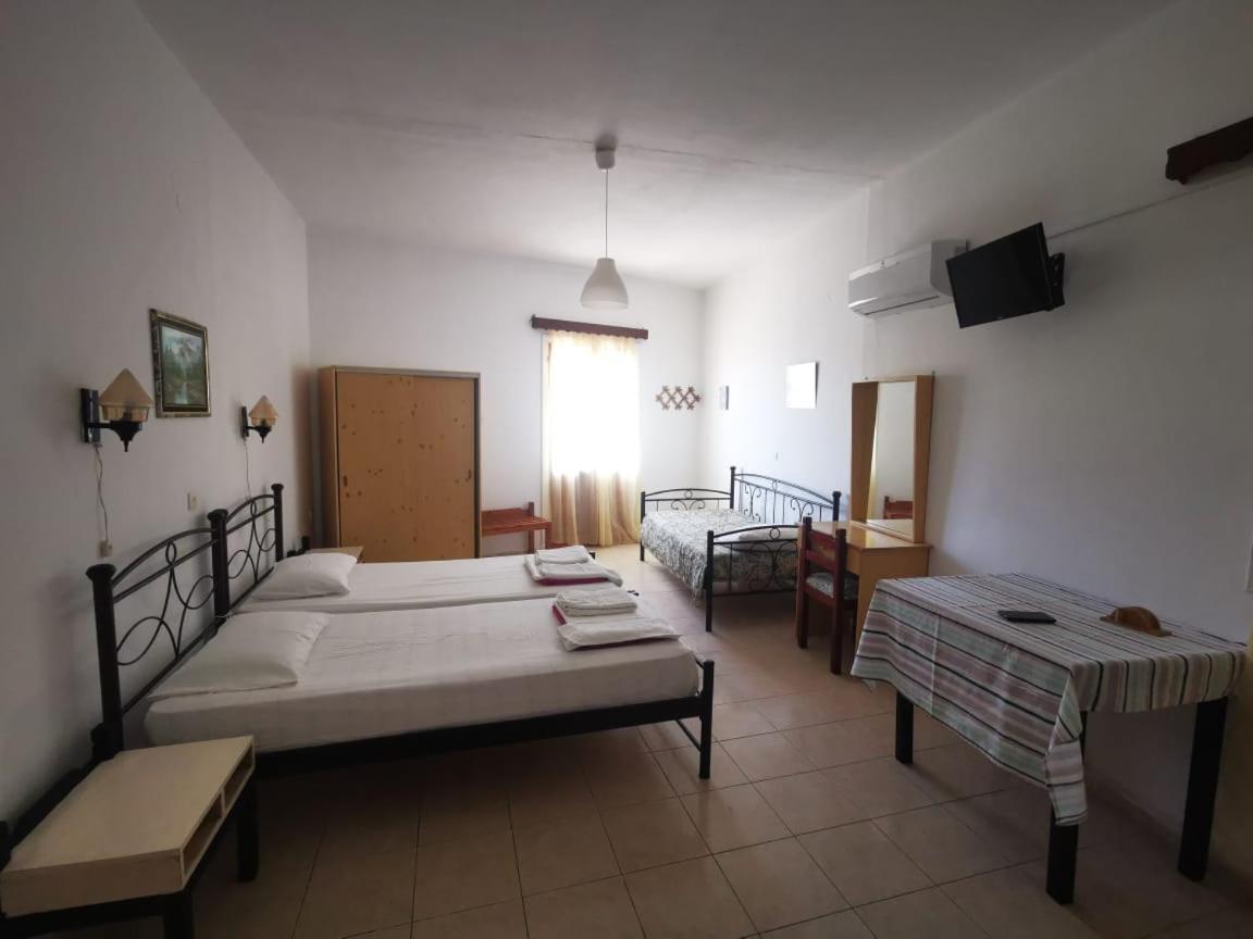 Nikos Aparthotel *