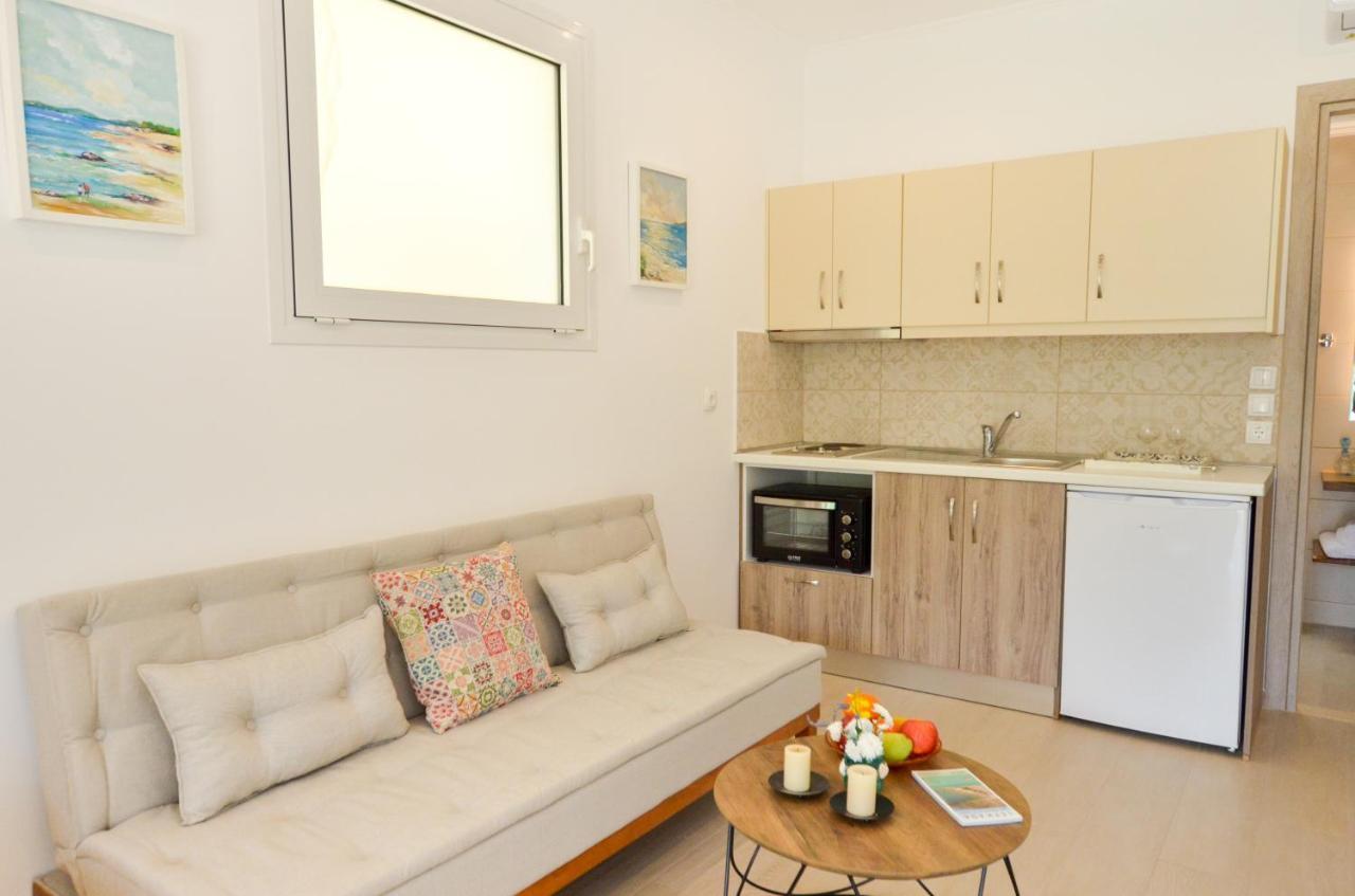Meltemi Aparthotel *