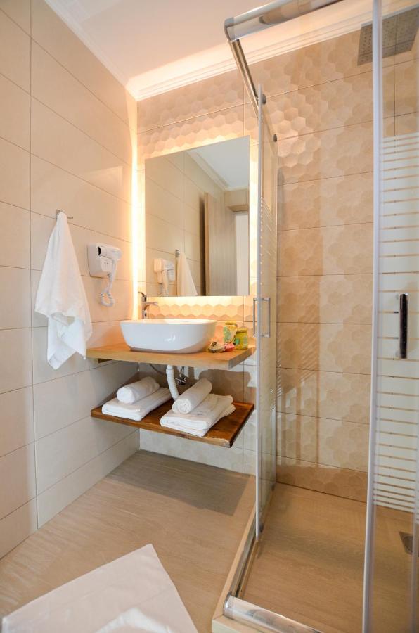 Meltemi Aparthotel Vasiliki (Lefkada)