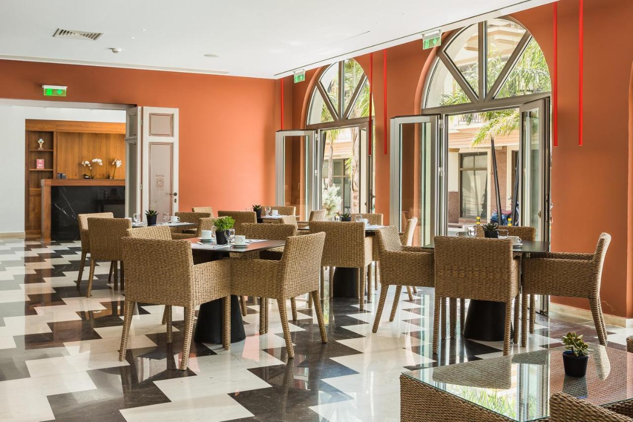 Aenos Hotel 4*
