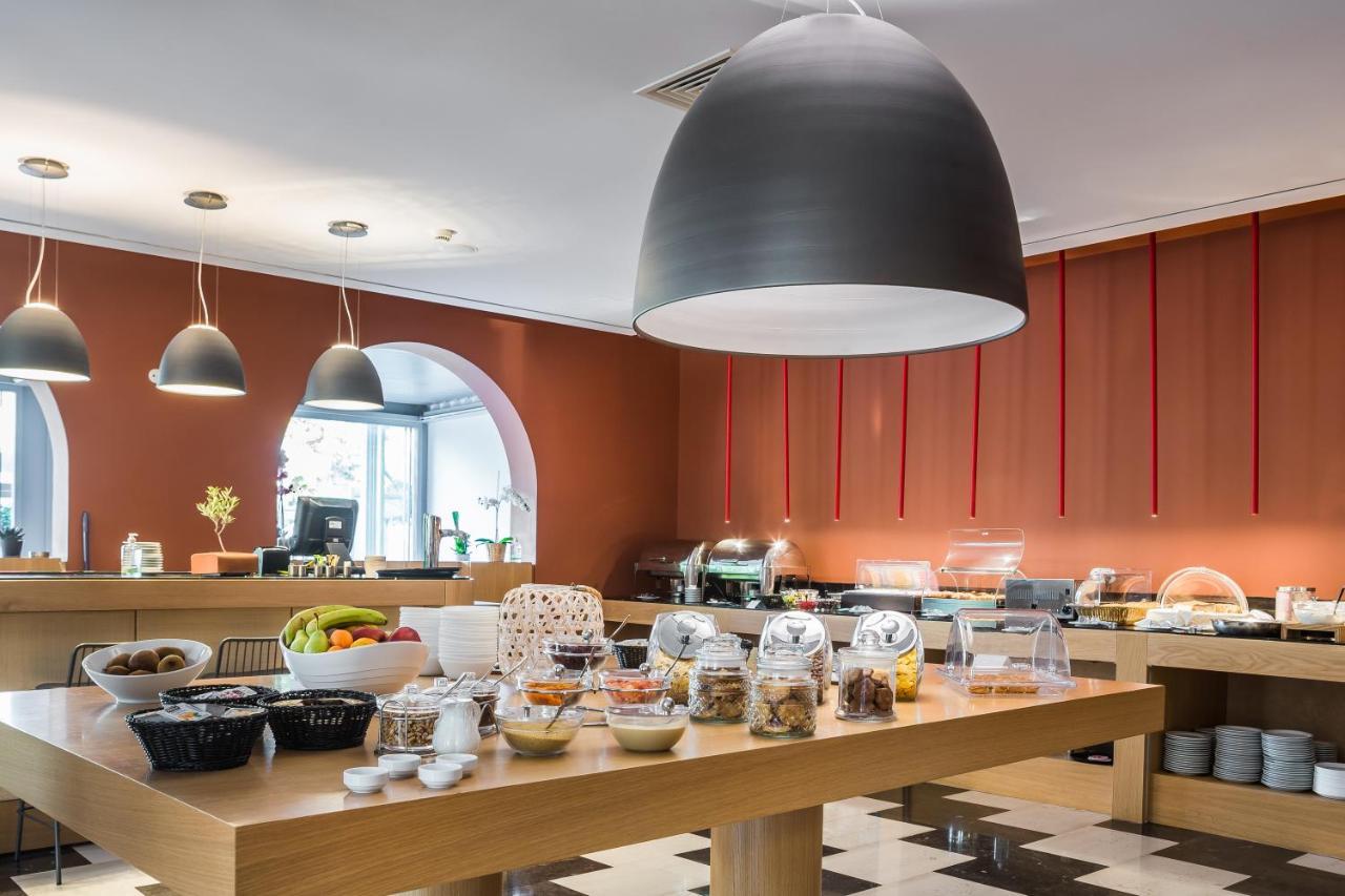 Aenos Hotel 4*
