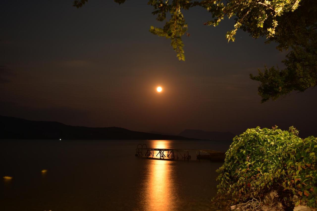 Flisvos Seaside Apartments 3* Lygia (Lefkada)