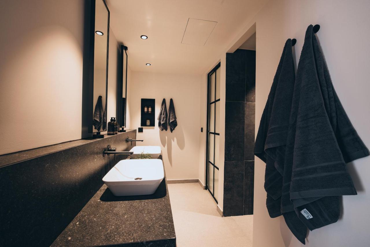 Meni & Hotel 4*