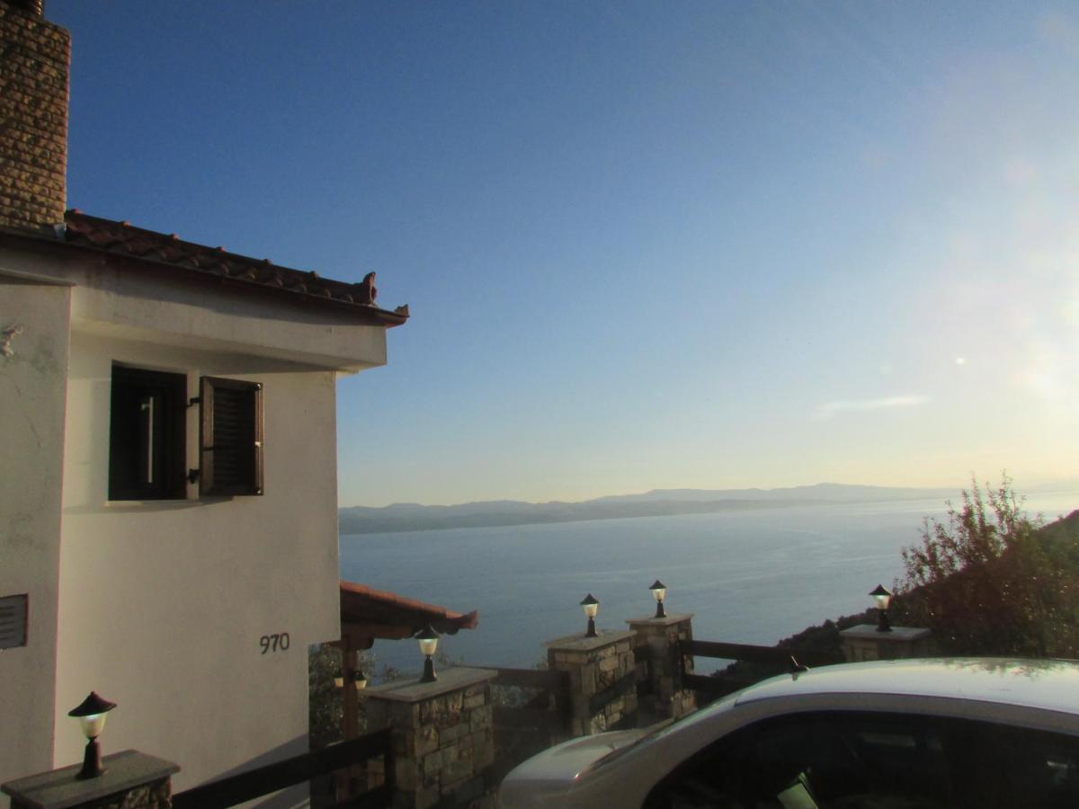 Holiday home το σπιτι με την σπηλιά
