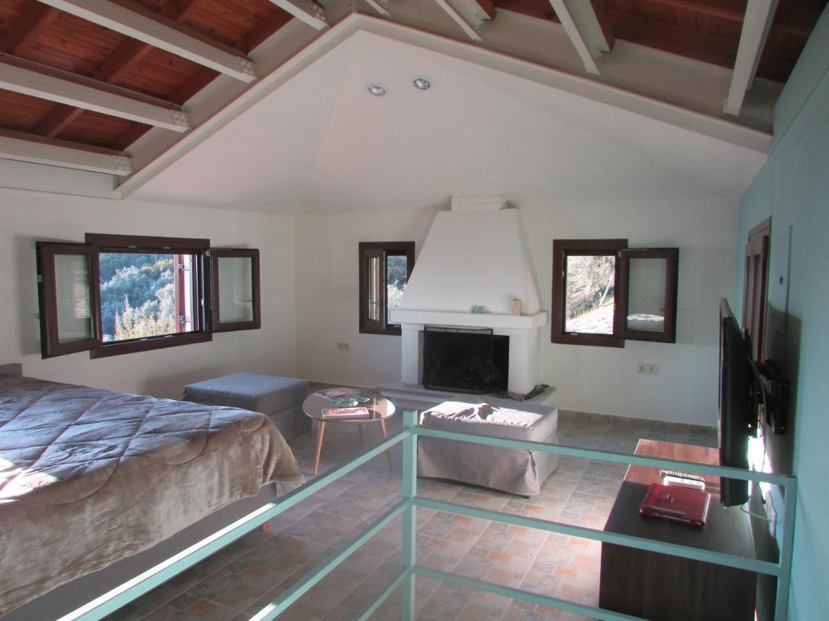 Holiday home το σπιτι με την σπηλιά *