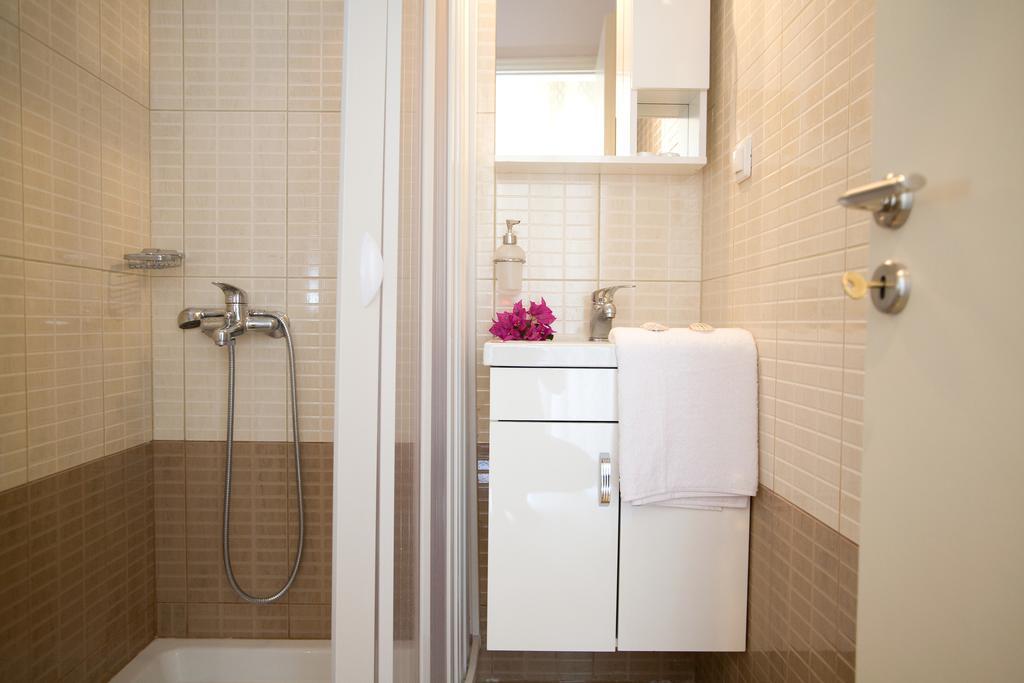 Guest house Isalos 3*