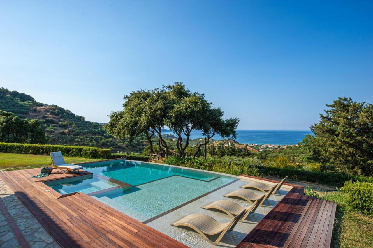 Wild Oak Estate - Stunning Views At A Dreamy Location, By Zantewize Holiday home