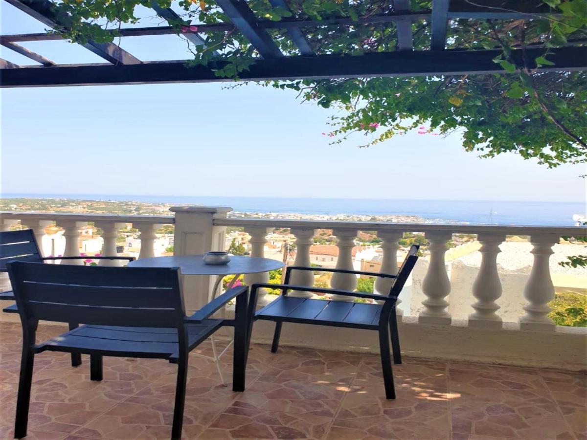 Entire Full View 3 Bedrooms 3 Bathrooms 3 Kitchens * Hersonissos (Crete)