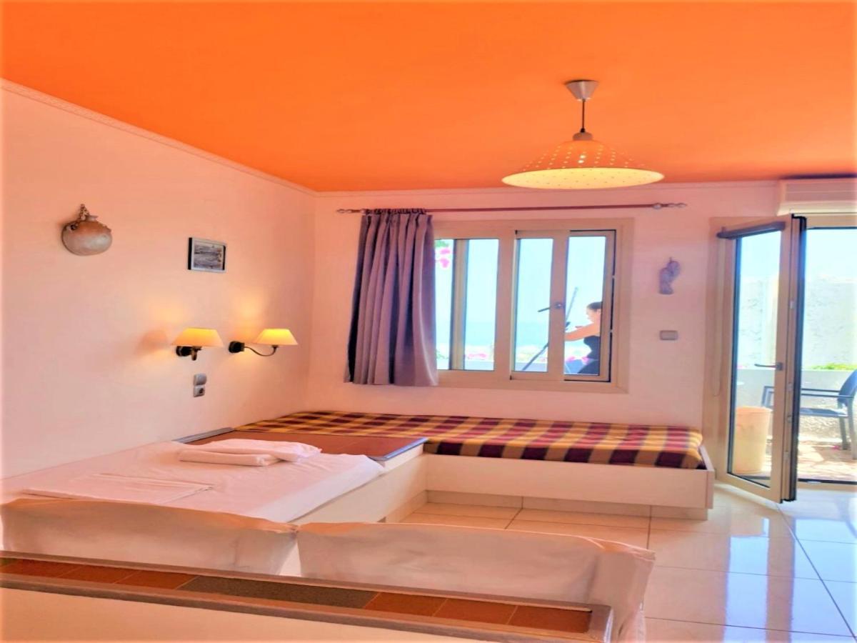 Entire Full View 3 Bedrooms 3 Bathrooms 3 Kitchens Villa *