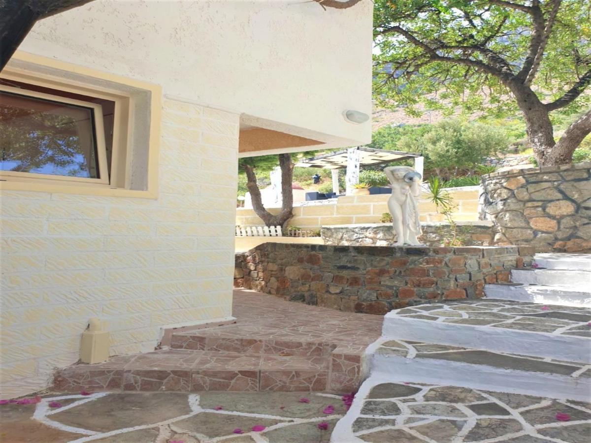 Entire Full View 3 Bedrooms 3 Bathrooms 3 Kitchens Hersonissos (Crete)