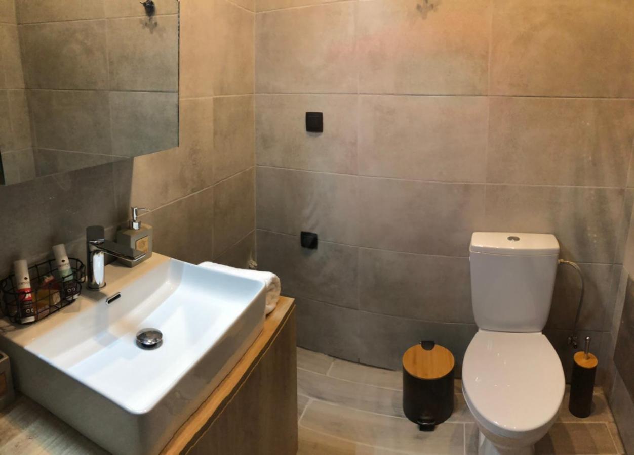 Fontana Leone Apartment Spilion