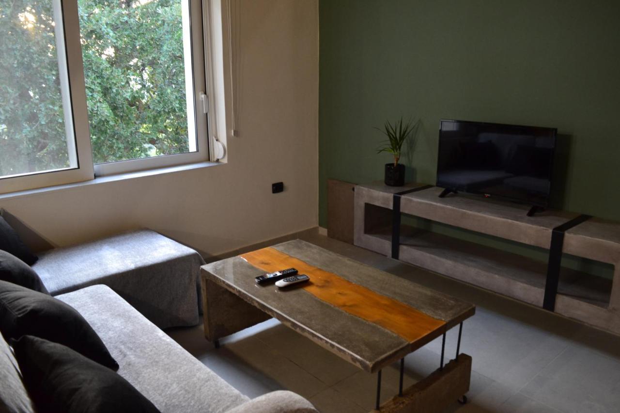 Fontana Leone Apartment Spilion