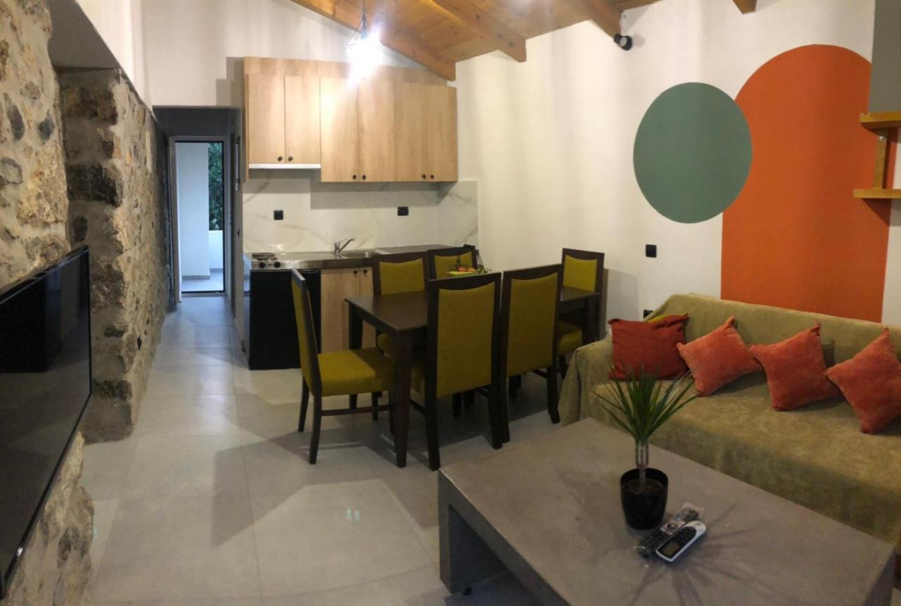 Fontana Leone Apartment