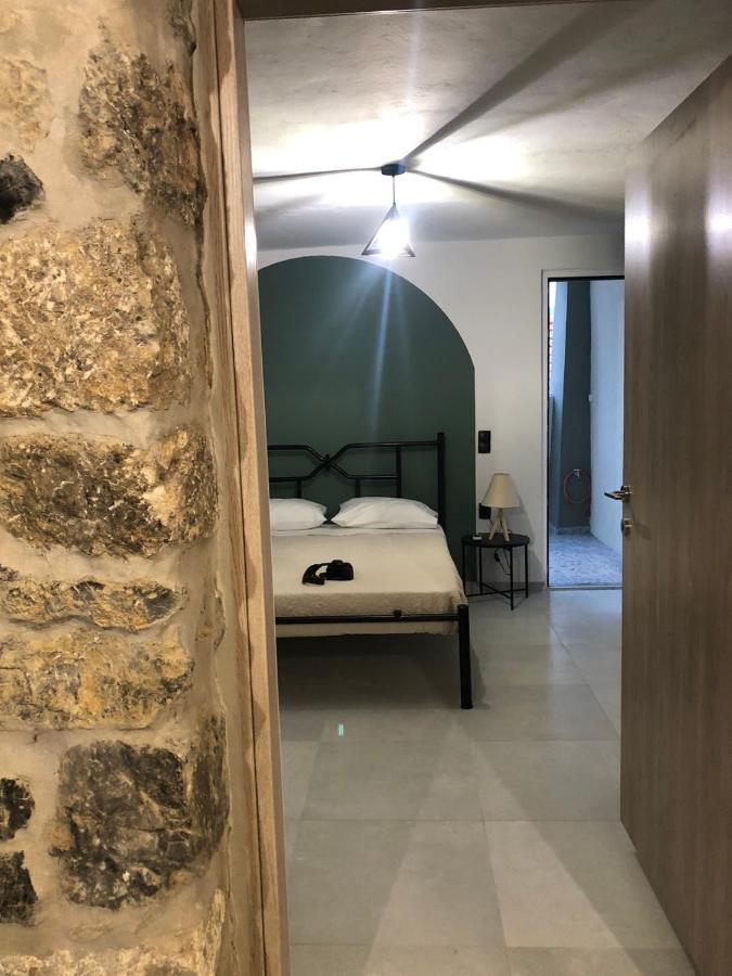 Fontana Leone Apartment *