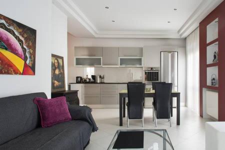 Glyfada Riviera Apartment *