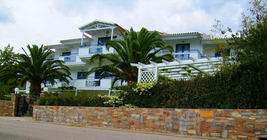 Hotel Agnadi 2*