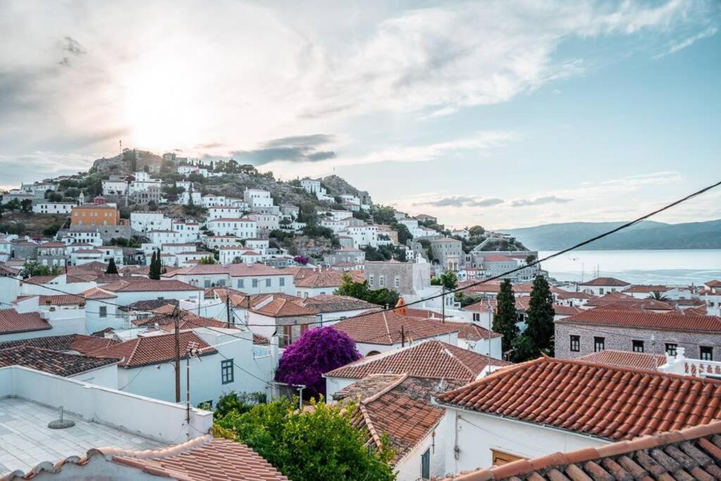 Maria - Hydra Dream Hydra (Saronic Islands)