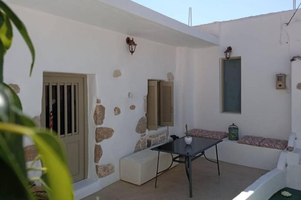 Sonia's Luxury With Jacuzzi Apartment Kamilari