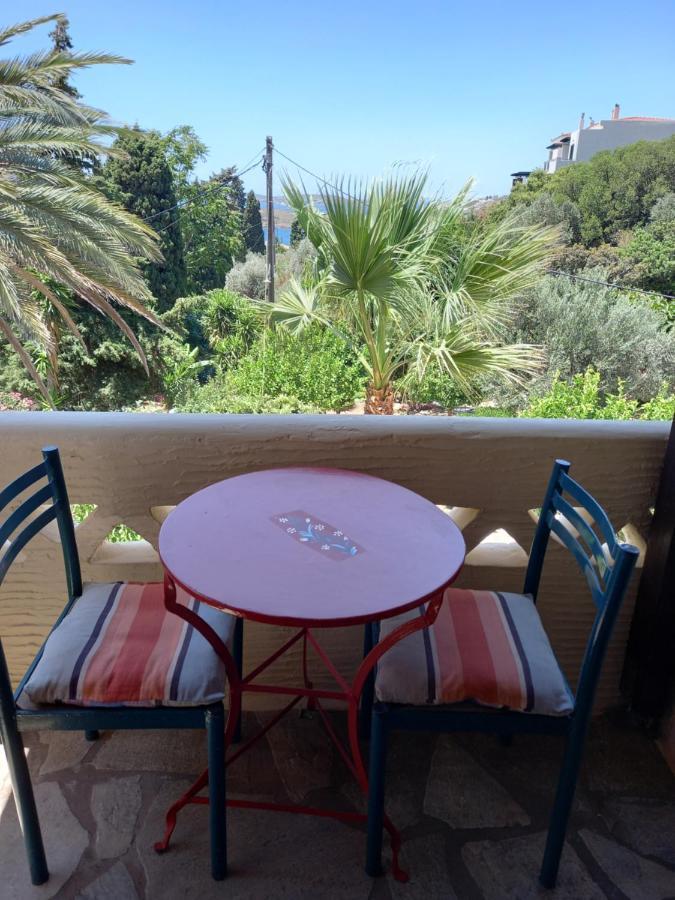 Villa Rena 3* Batsi (Andros)