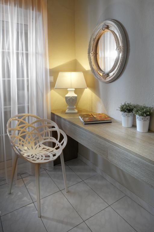 Frau Irenes Haus Sarti