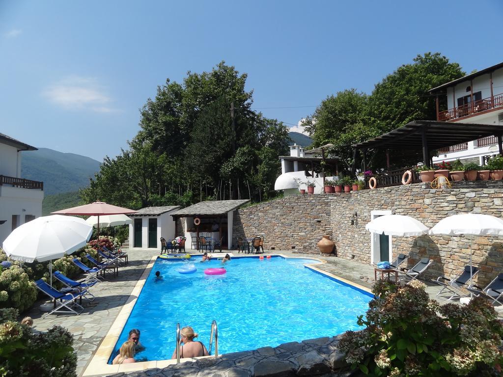 Vrionis Hotel 2*