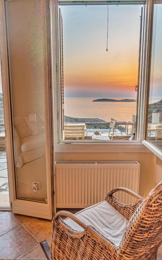 Irida - Sea & Sunset Flats By Explore Andros