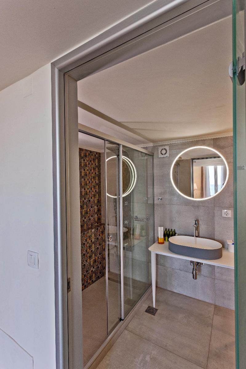 Thalassa Boutique (adults Only)
