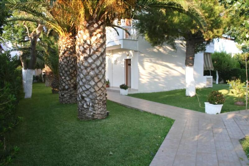 Posidonia 3* Amarynthos