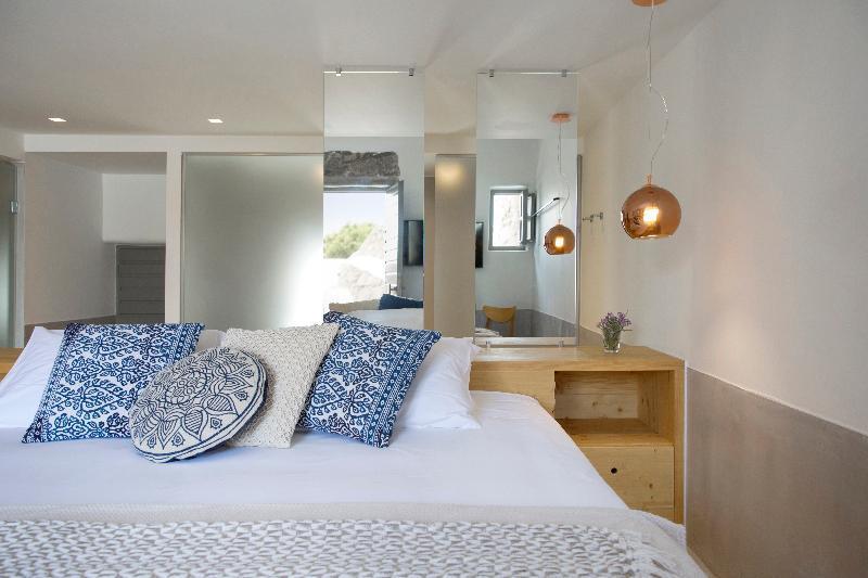 Dreambox Mykonos 3*