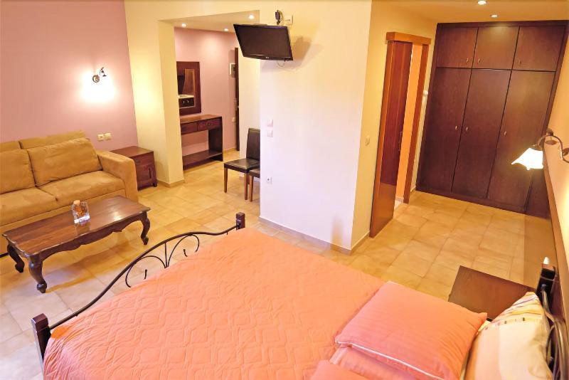Guest house Minos 3*