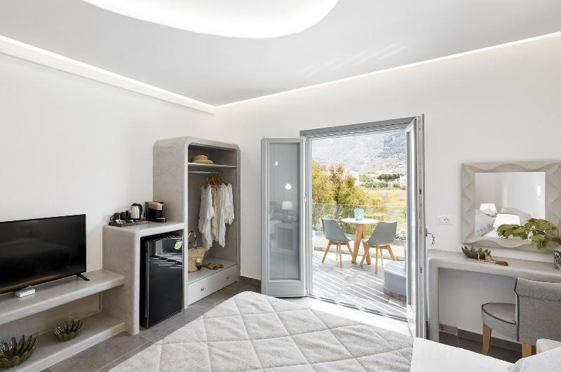 Amara Santorini Kamari (Santorini)