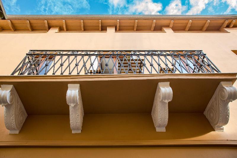 Sofita Aparthotel
