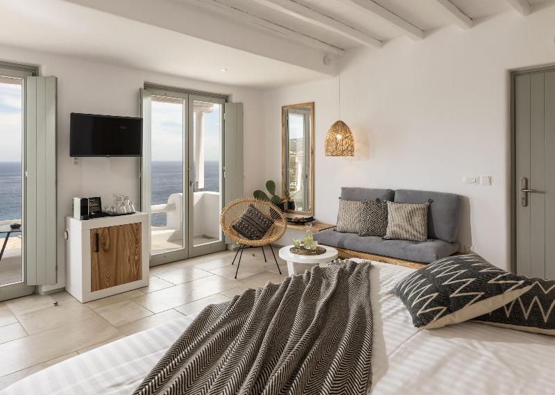 Mykonos Bliss - Cozy Suites, Adults Only 4*
