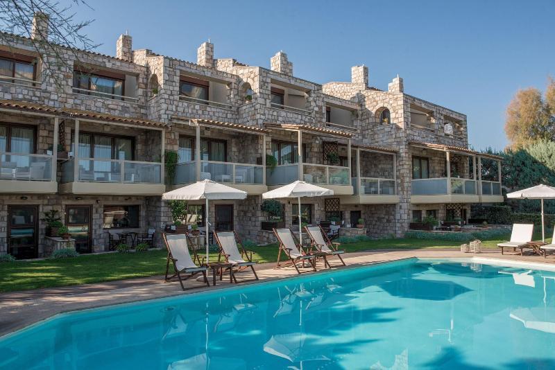 Aparthotel Enalio 4*
