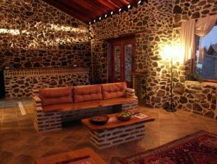Loggas Hotel 3*