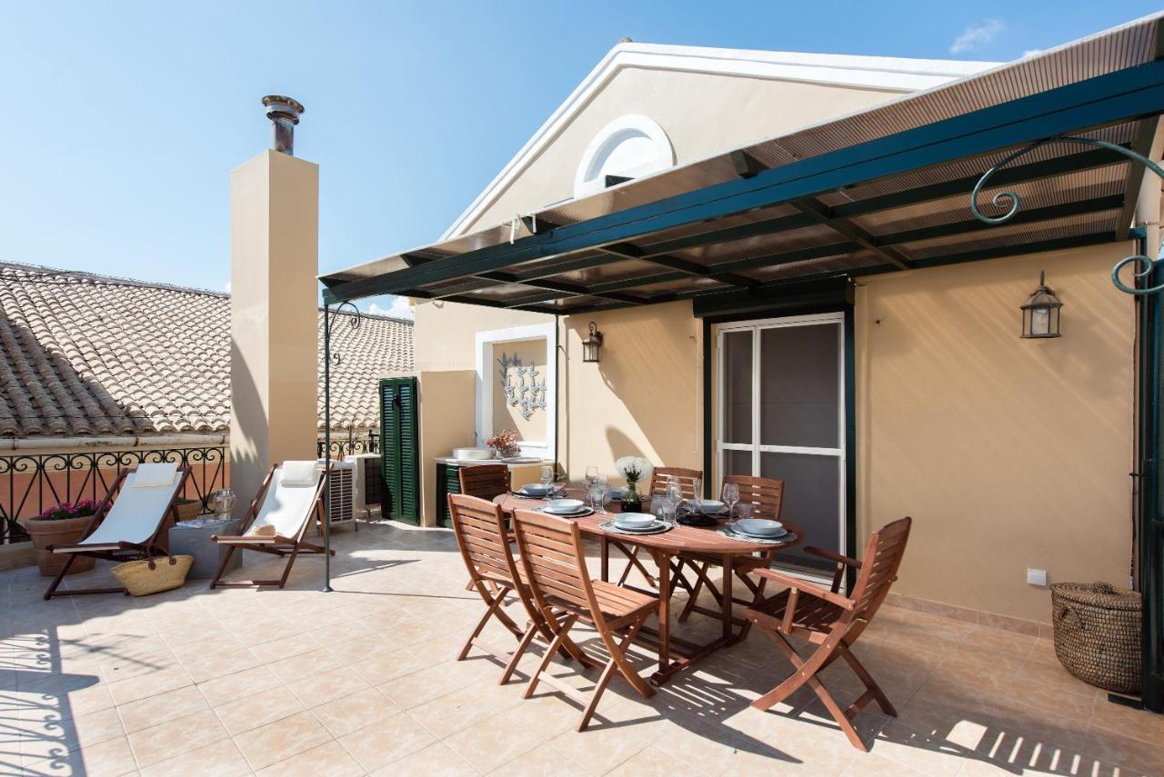 Apartment Arieni Sea View House *