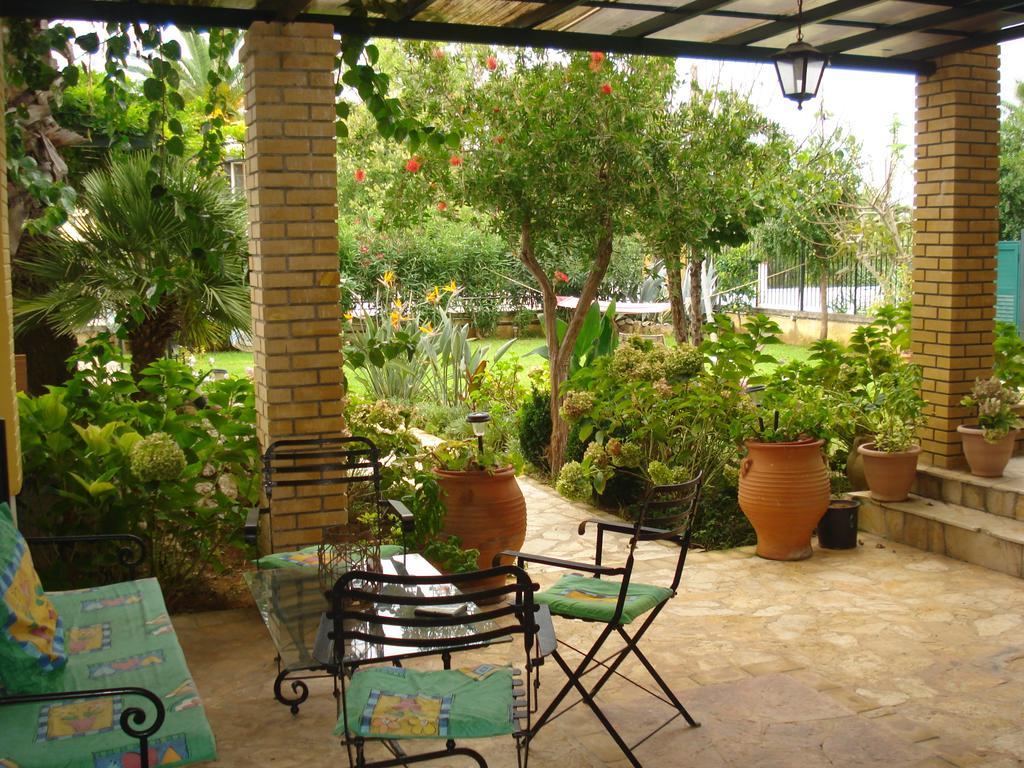 Iron House Agios Georgios (Corfu)