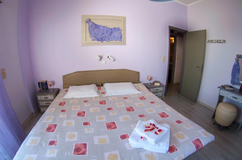 Dimitropoulos Apartment *