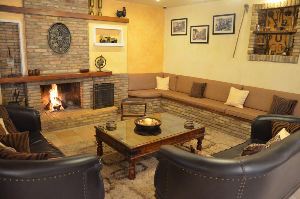 Anesis Hotel 3*
