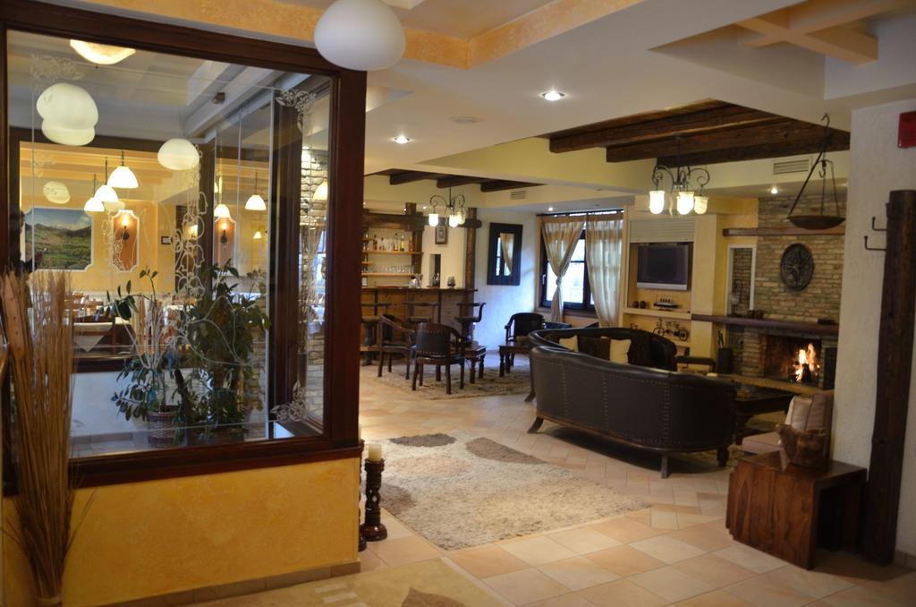 Anesis Hotel Kalavryta