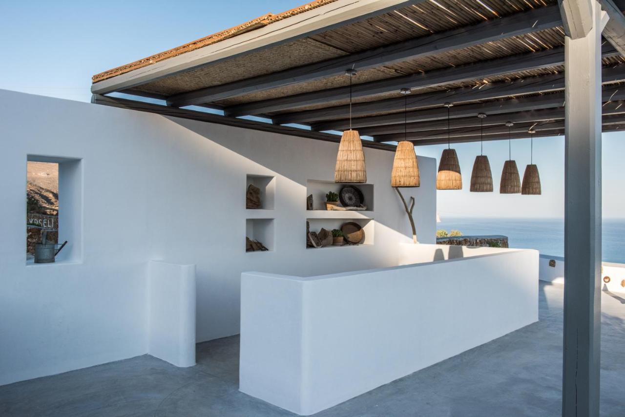 Hotel Ypseli Anafi's Hive 2*