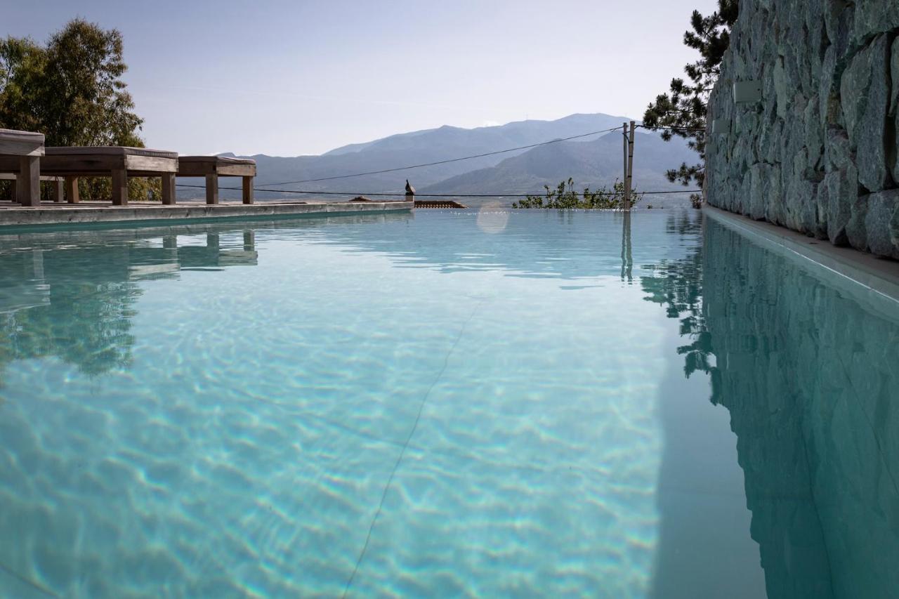 Aetos Villa